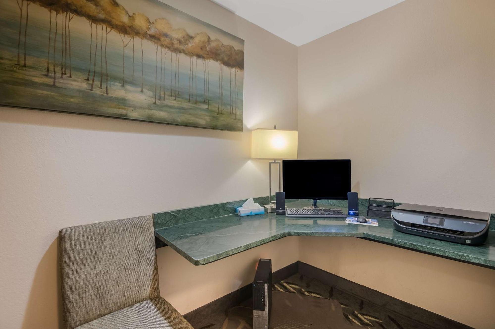 Best Western Cottage Grove Inn Bagian luar foto