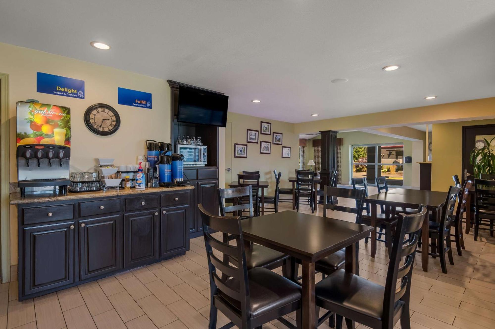 Best Western Cottage Grove Inn Bagian luar foto