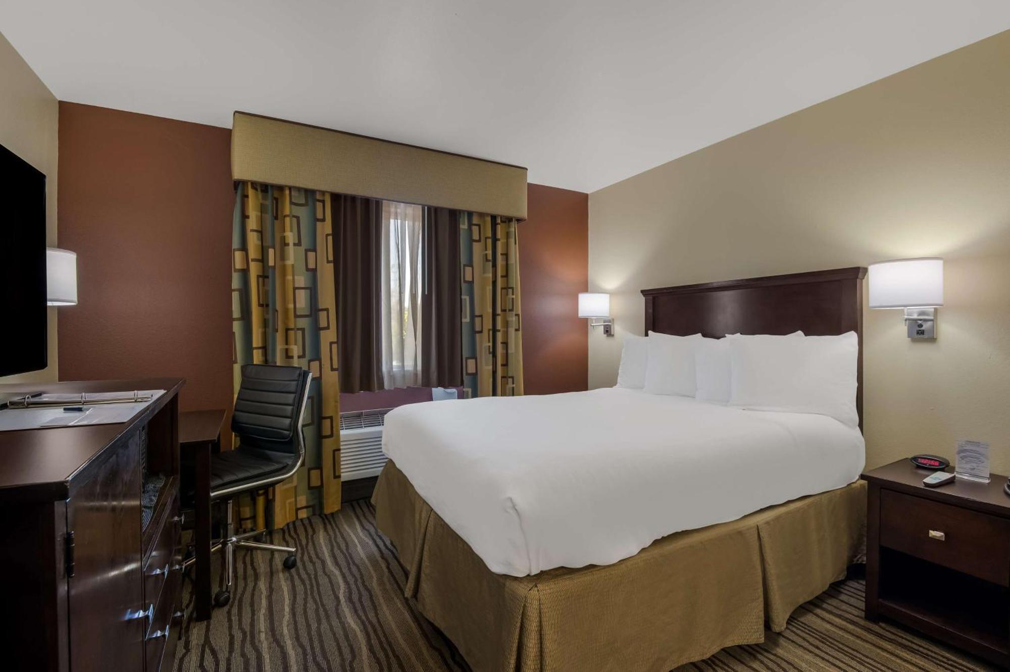 Best Western Cottage Grove Inn Bagian luar foto
