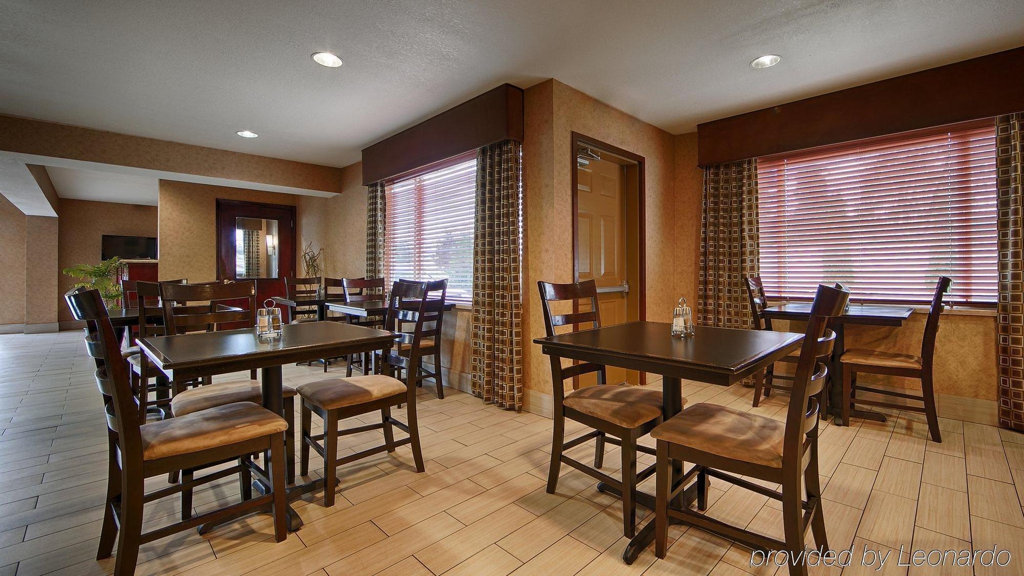 Best Western Cottage Grove Inn Bagian luar foto