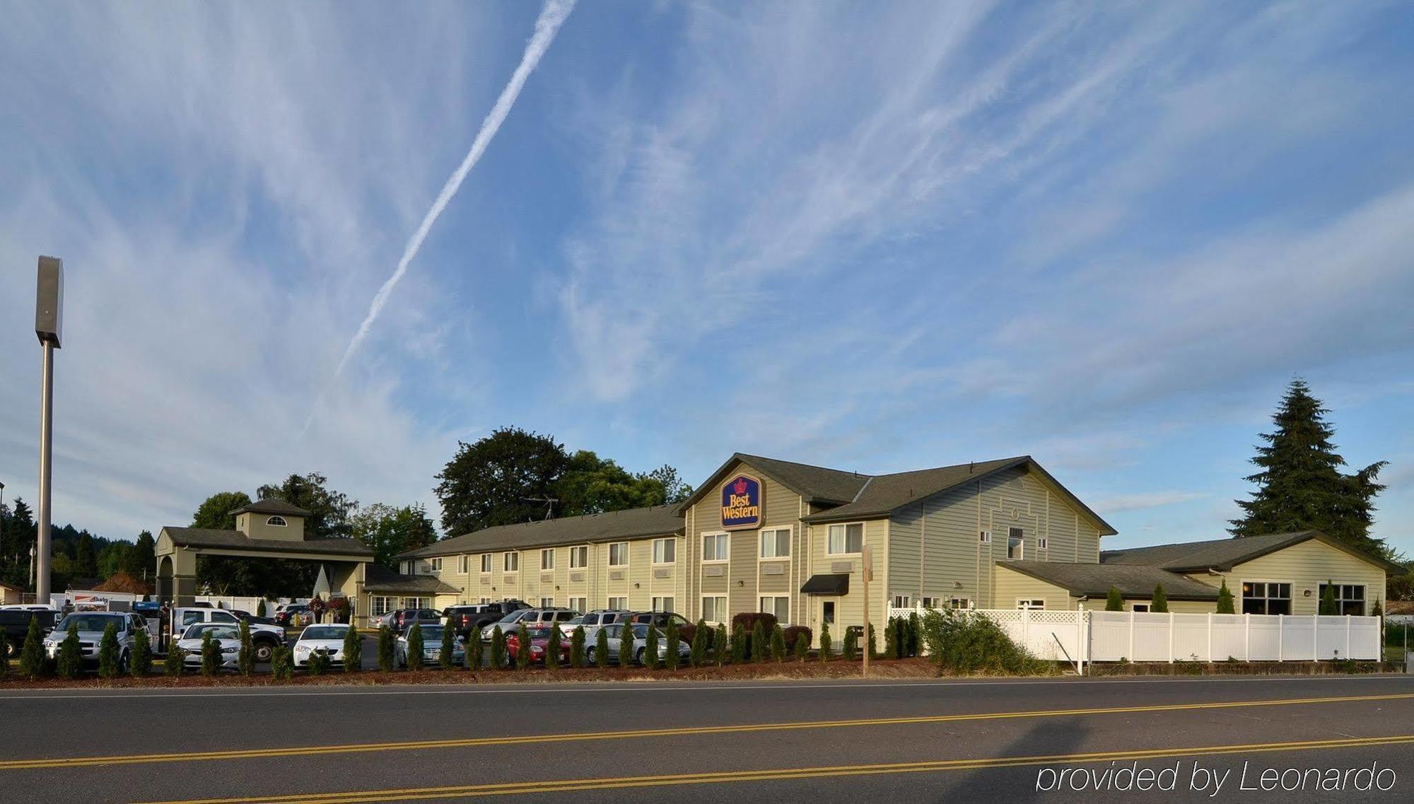 Best Western Cottage Grove Inn Bagian luar foto