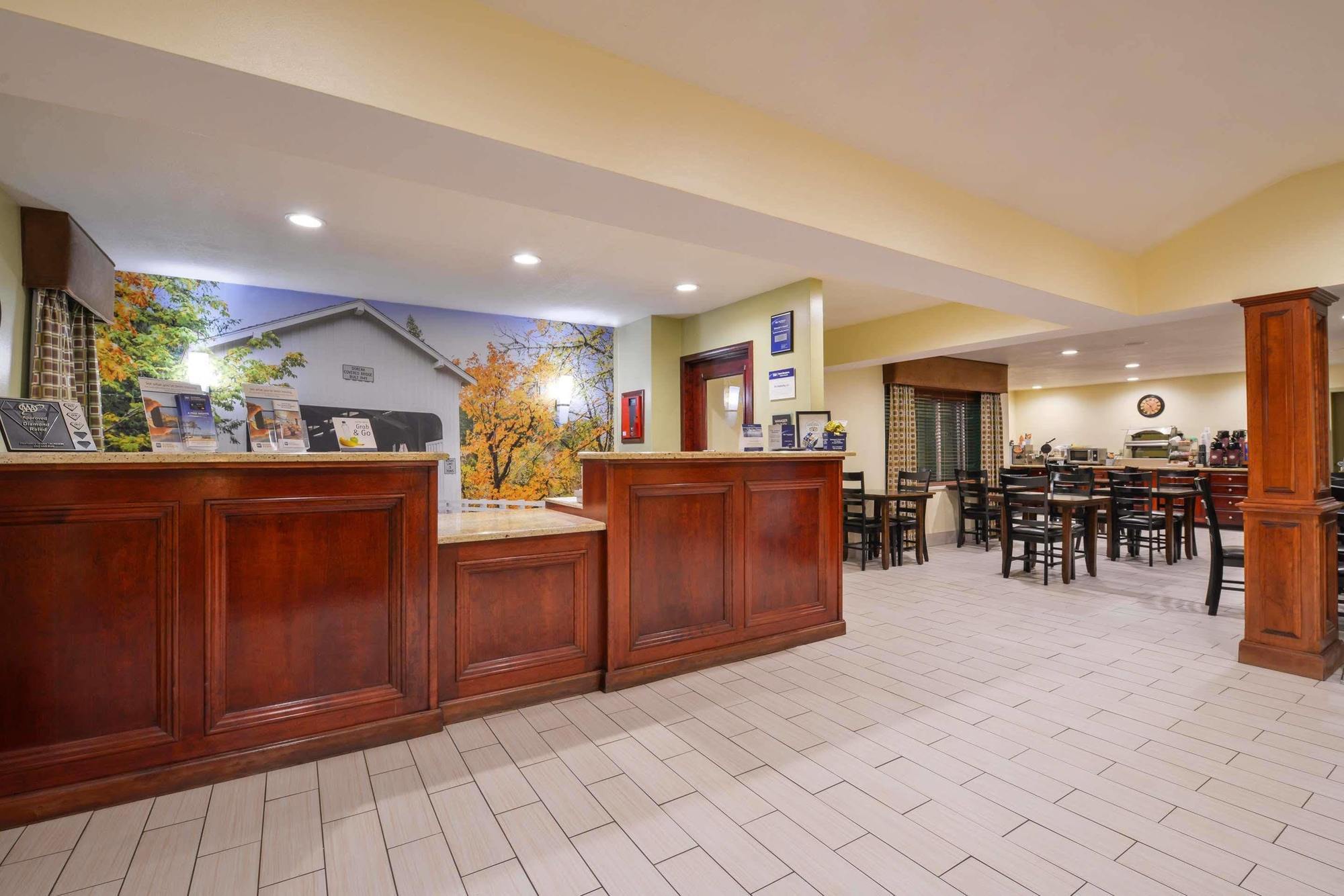 Best Western Cottage Grove Inn Bagian luar foto