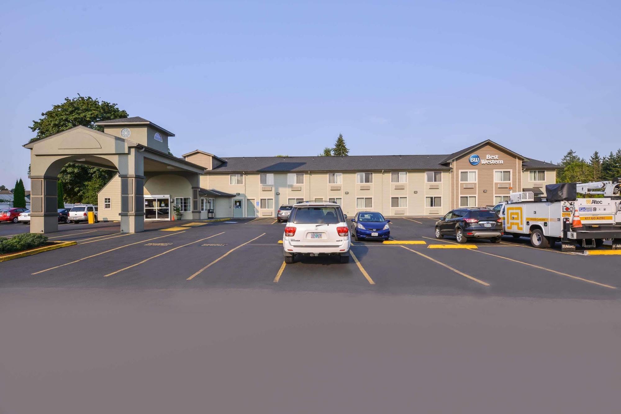Best Western Cottage Grove Inn Bagian luar foto