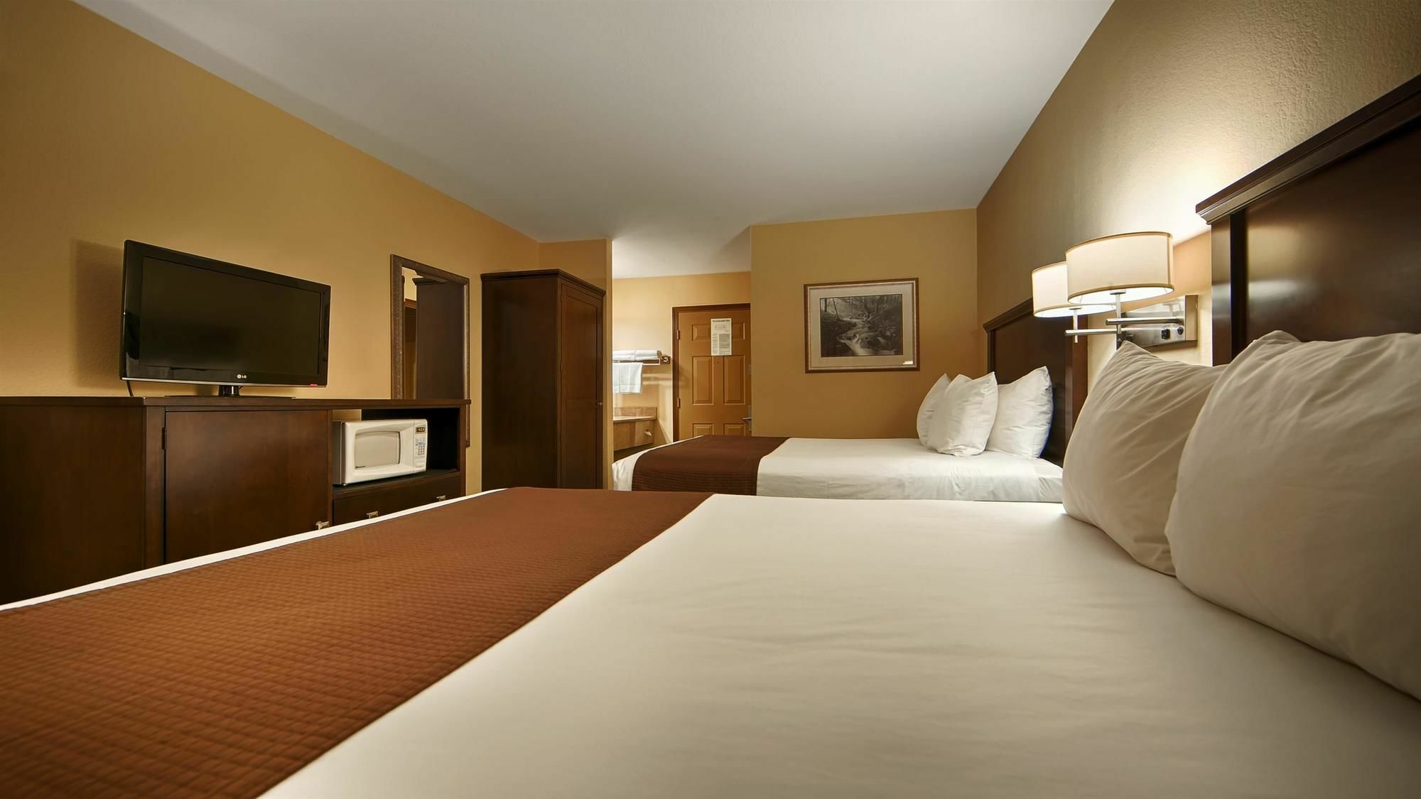 Best Western Cottage Grove Inn Bagian luar foto