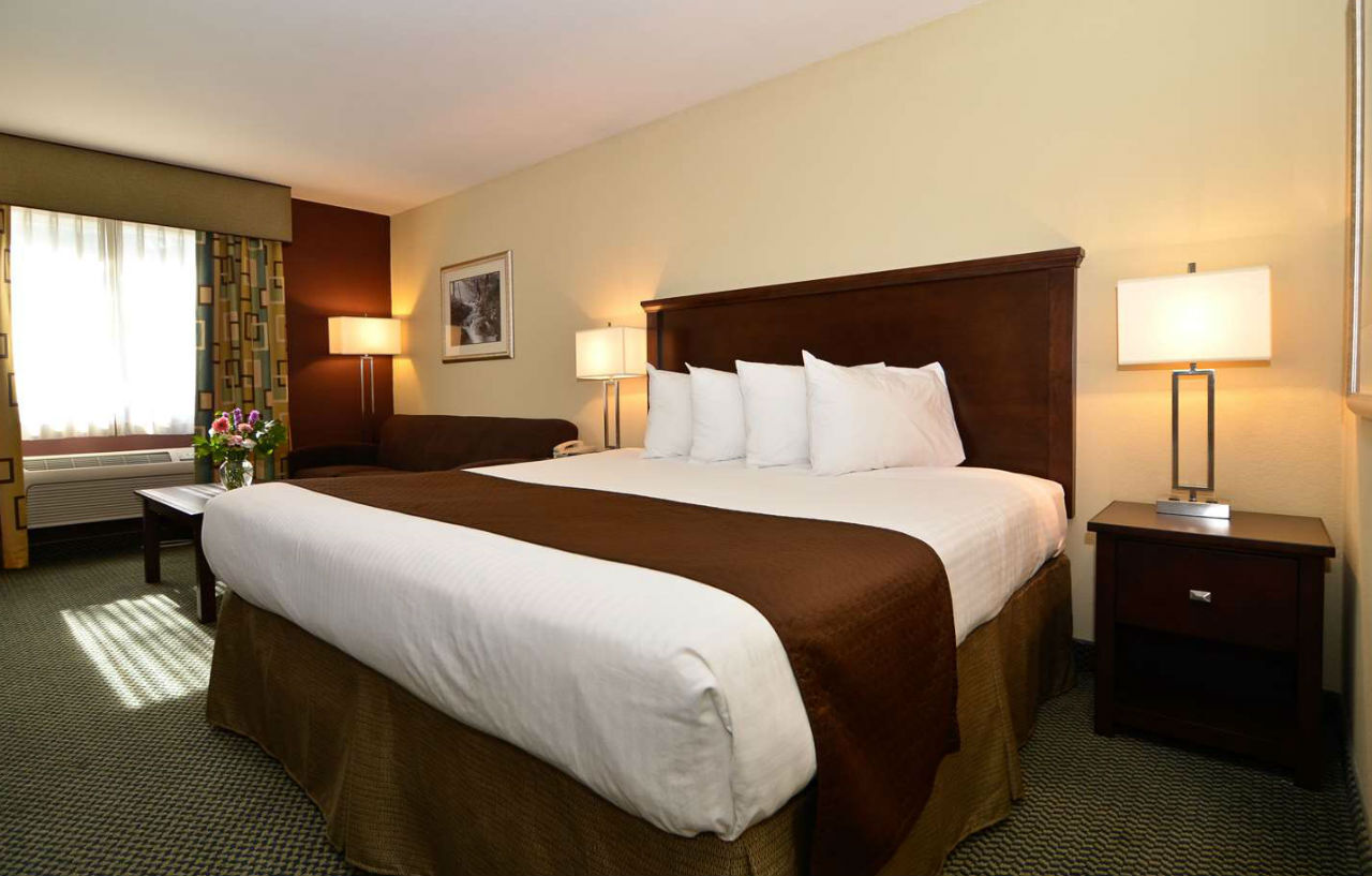 Best Western Cottage Grove Inn Bagian luar foto